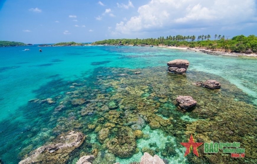 May Rut Islet – Mong Tay Islet – Gam Ghi Islet/ Buom Islet – Hon Thom Nature Park